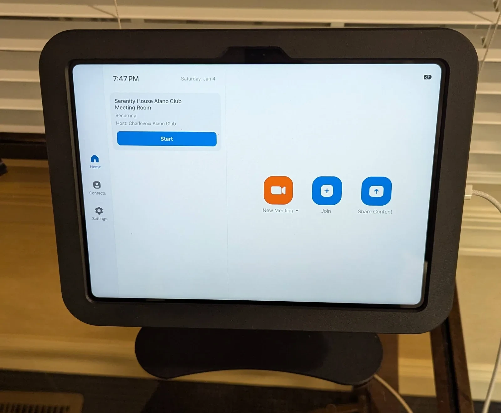My installed touchscreen meeting kiosk in Charlevoix, ready to start a hybrid meeting